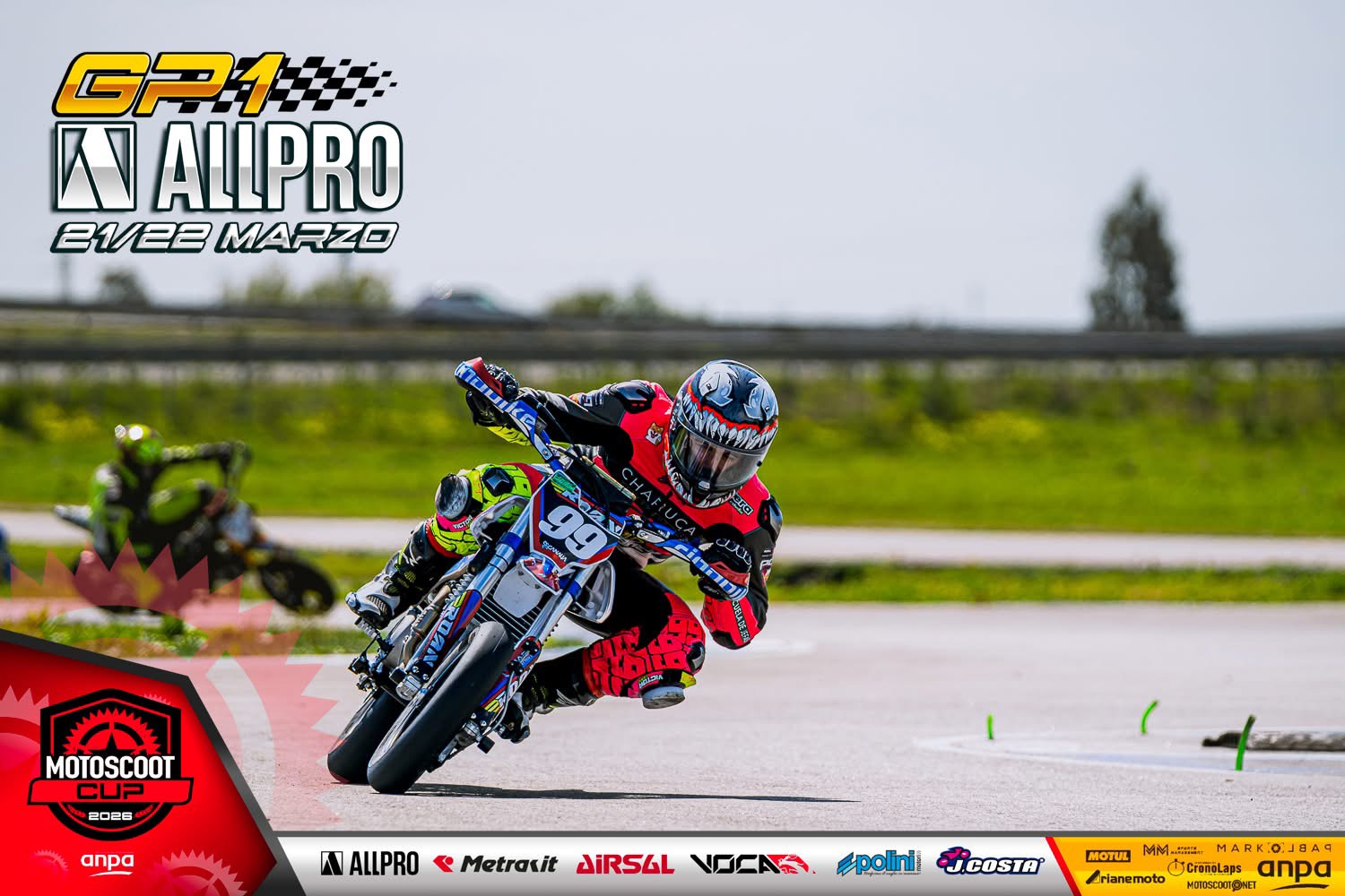 fotos de la ROAN 190CC en la pista durante el campeonato (2)